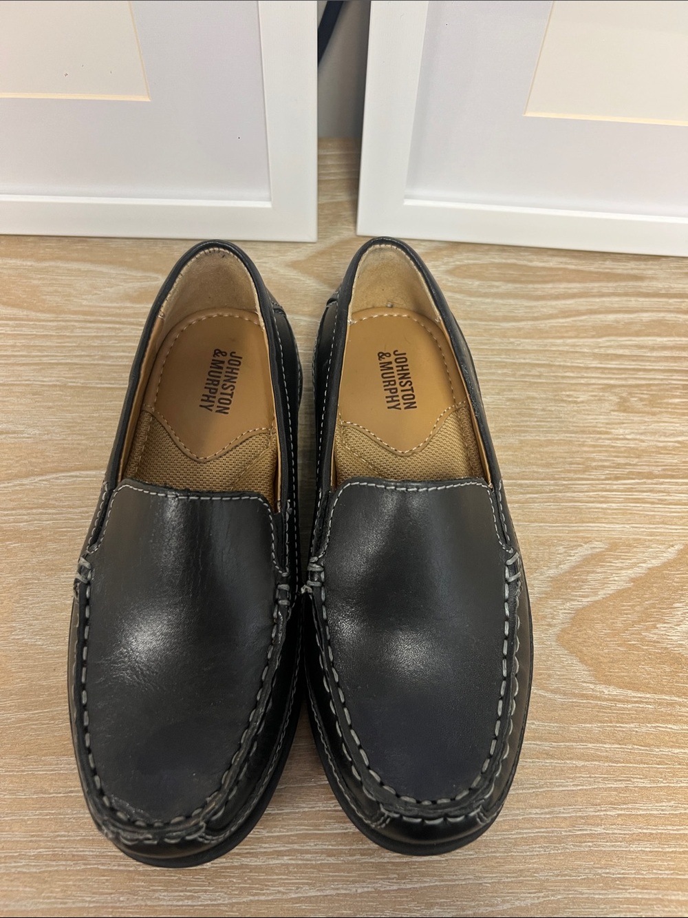 Johnston & Murphy Black Leather Slip-On Moccasins